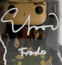 Elijah Wood signed "Frodo" Funko #1832 w/character name (Lord of the Rings) - Beckett COA