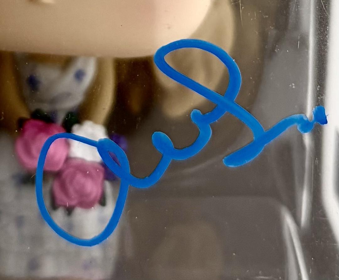 Amanda Seyfried signed Funko #1974 (Mama Mia) - Beckett COA