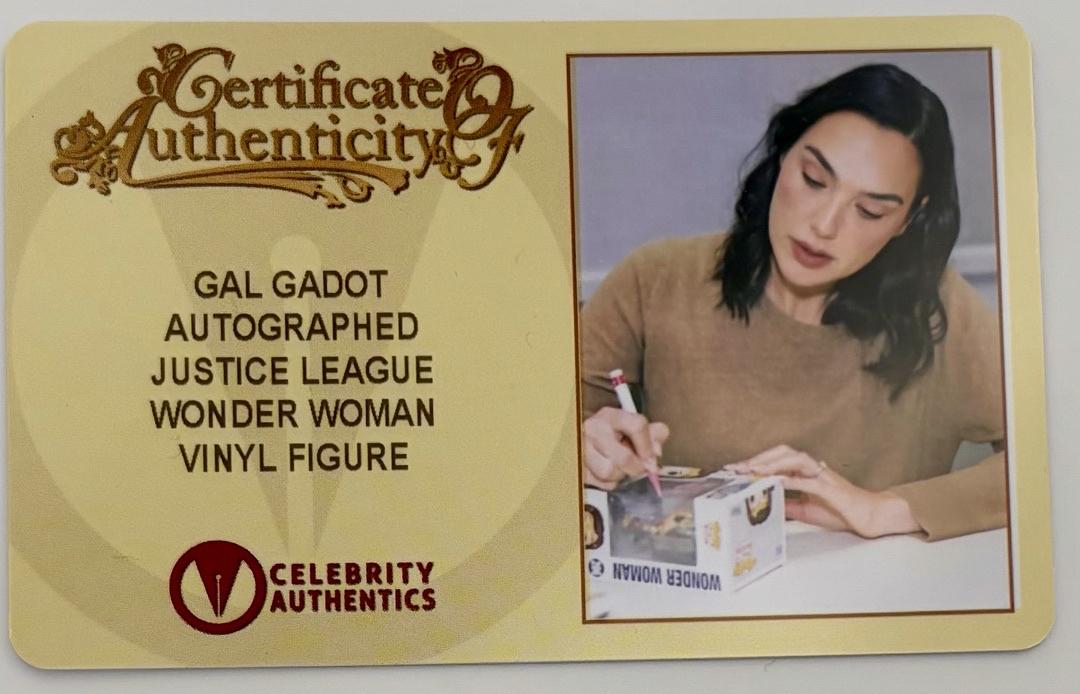 Gal Gadot Signed Funko Pop #206 Wonder Woman - Celebrity Authentics COA
