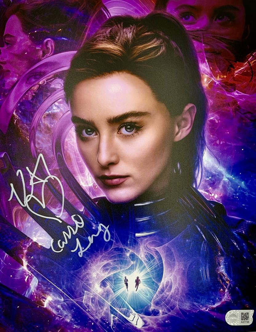 Kathryn Newton Signed 8x10 Photo (WASP: Quantumania) - SWAU COA