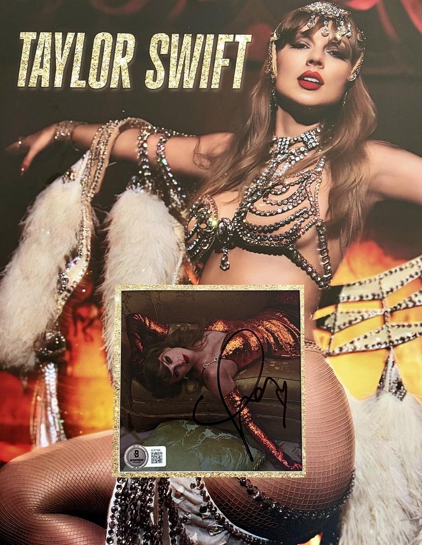 Taylor Swift matted, signed "Life of a Showgirl" CD Insert Photo 2 - Beckett COA