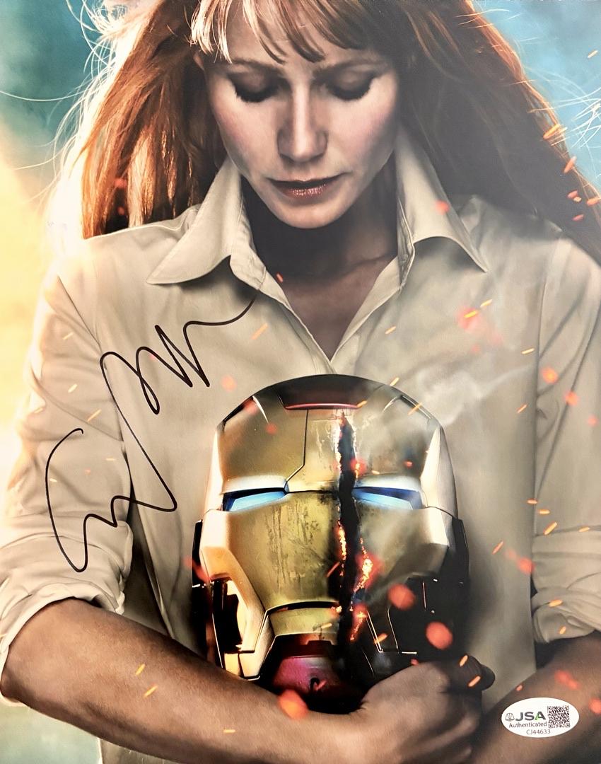 Gwyneth Paltrow signed 8x10 (Iron Man) - JSA COA