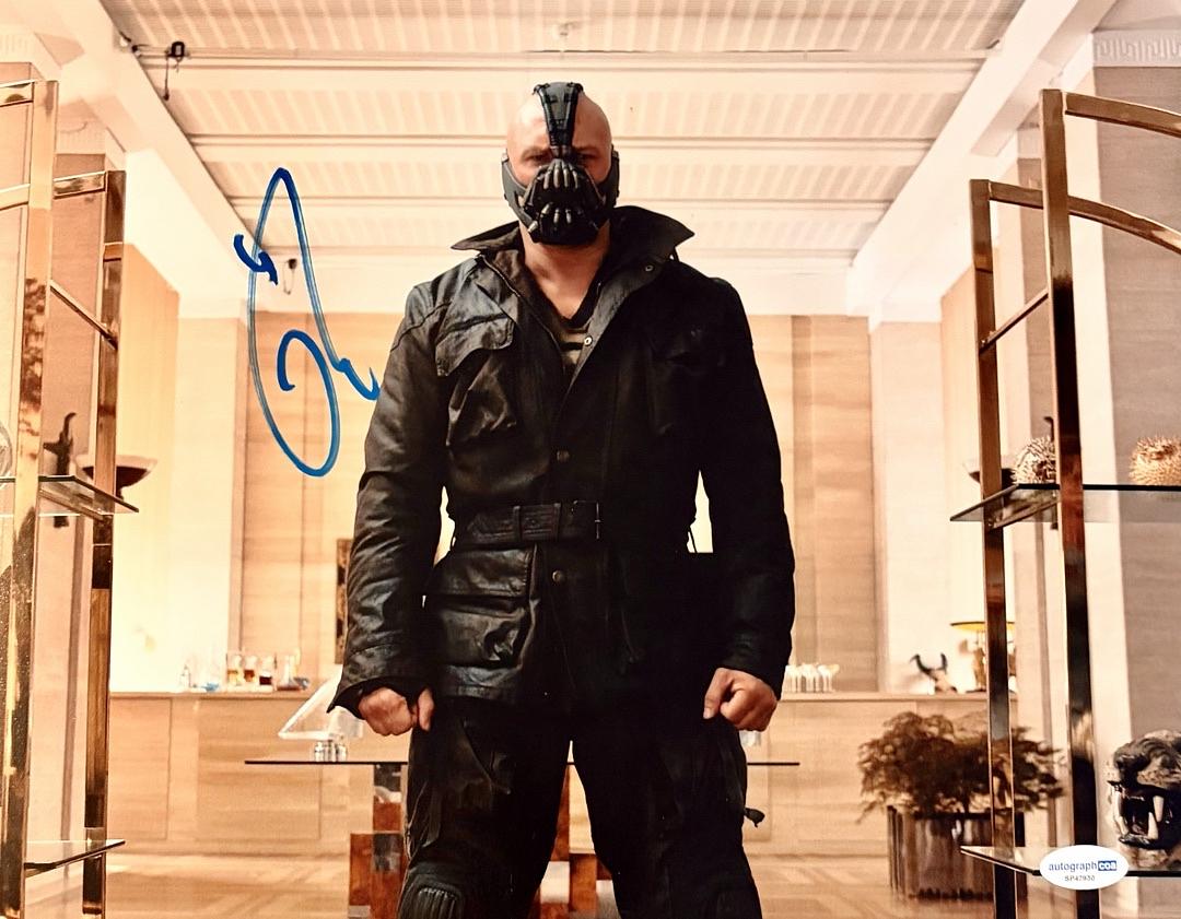 Tom Hardy Signed 11x14 Photo (Batman) - ACOA