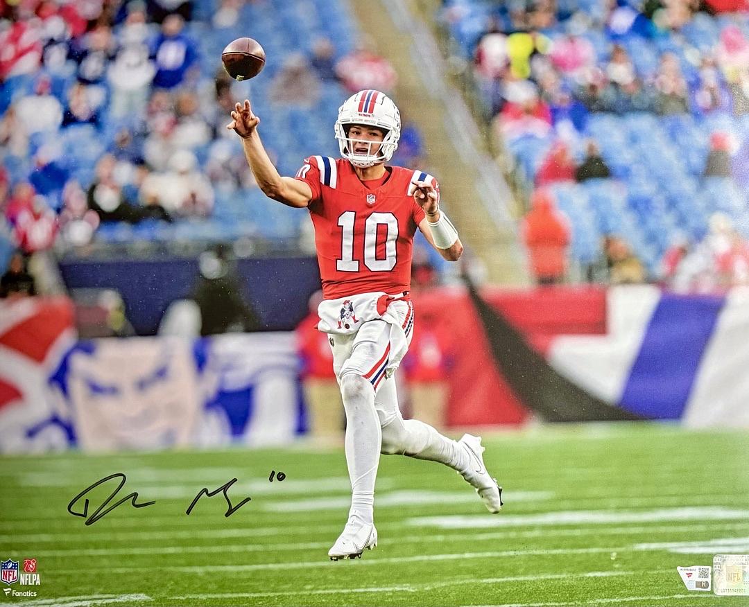 Drake Maye signed 16x20 (Patriots) - Fanatics COA