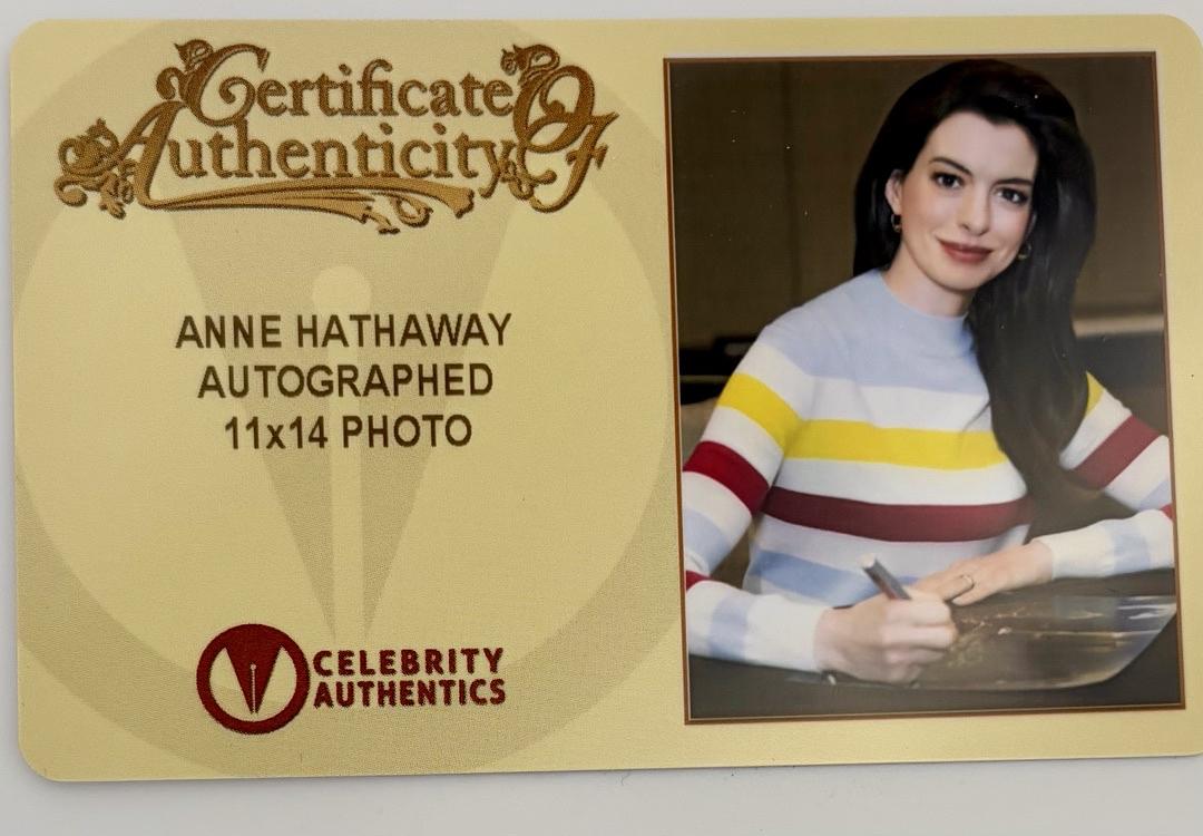 Anne Hathaway sexy signed 11x14 "Batman" - Celebrity Authentics COA