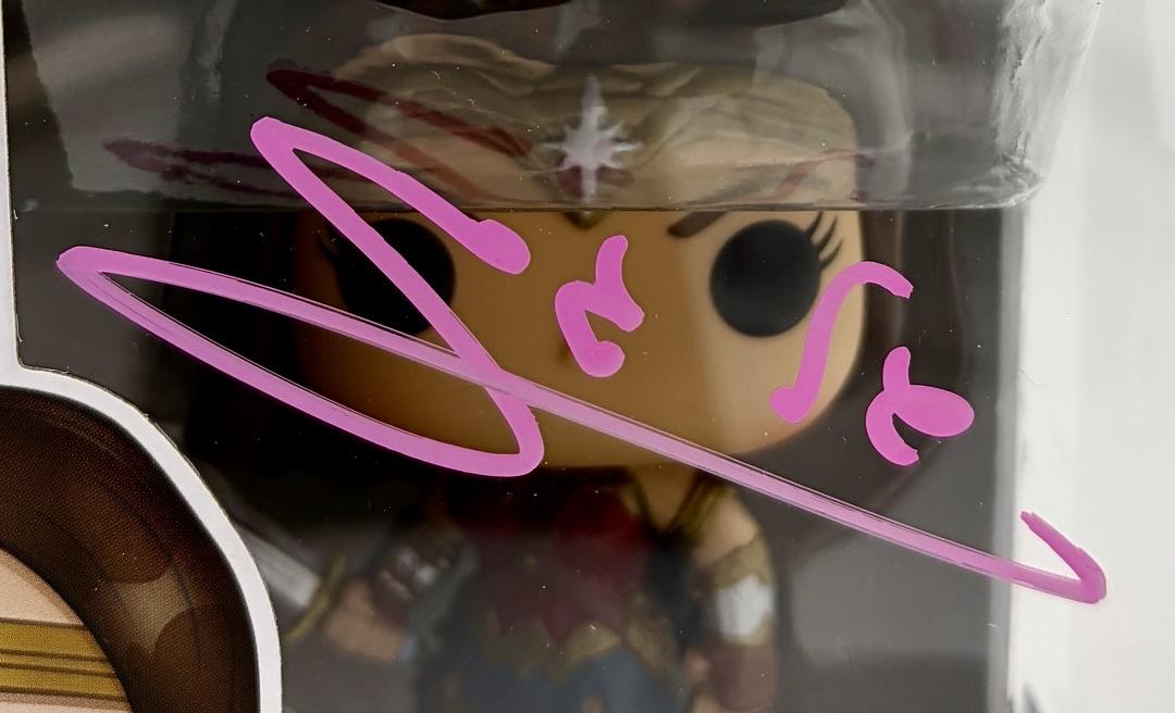 Gal Gadot Signed Funko Pop #206 Wonder Woman - Celebrity Authentics COA