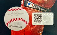 Jason Varitek & Keith Foulke signed Red Sox 2004 World Series 8x10 - New England Pictures COA