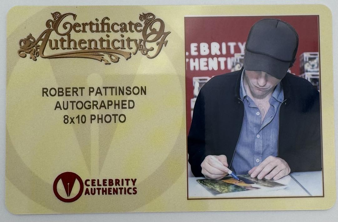 Robert Pattinson signed "Cedric Diggory" 8x10 (Harry Potter) - Celebrity Authentics COA