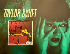 Taylor Swift matted, signed "Life of a Showgirl" CD Insert Photo 4 - Beckett COA with full LOA