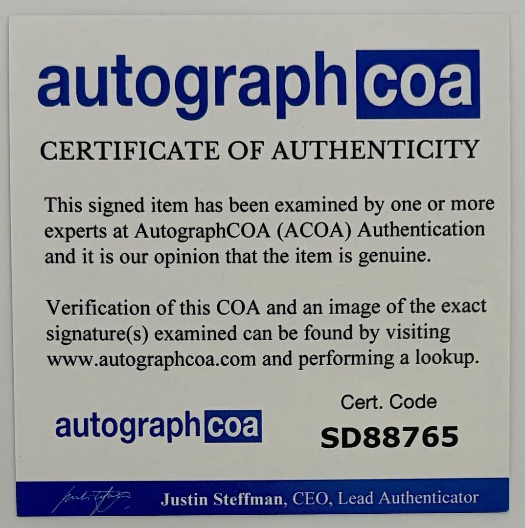 Gal Gadot Signed Funko Pop #172 (Wonder Woman) - ACOA