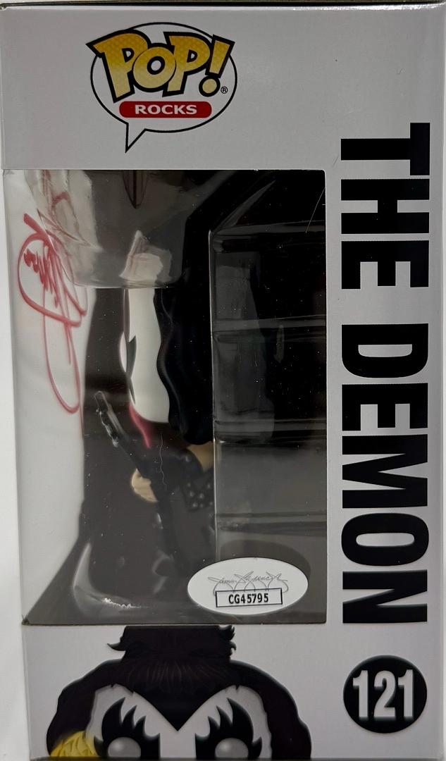 Gene Simmons (KISS) signed Funko Pop #121 - JSA COA