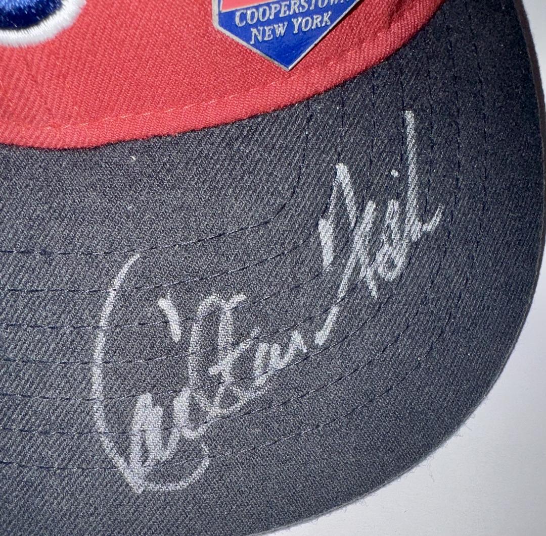 Carlton Fisk (Boston) signed hat - JSA COA