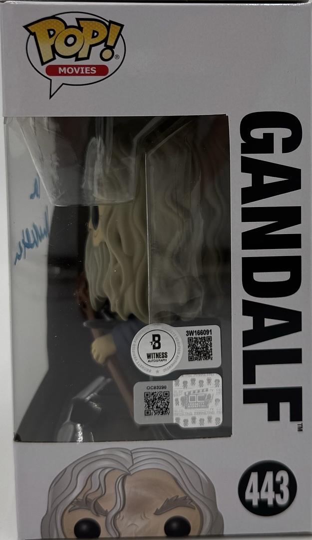 Ian McKellen signed Funko Pop #433 "Gandalf" (Lord of the Rings) - Beckett and OC Celebrity Marketing COA (Copy)