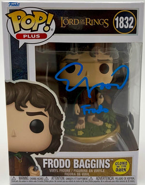 Elijah Wood signed "Frodo" Funko #1832 w/character name (Lord of the Rings) - Beckett COA
