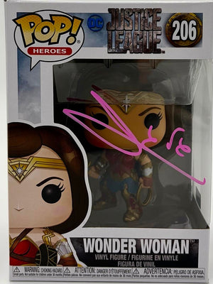 Gal Gadot Signed Funko Pop #1334 Wonder Woman (The Flash) - Celebrity Authentics COA