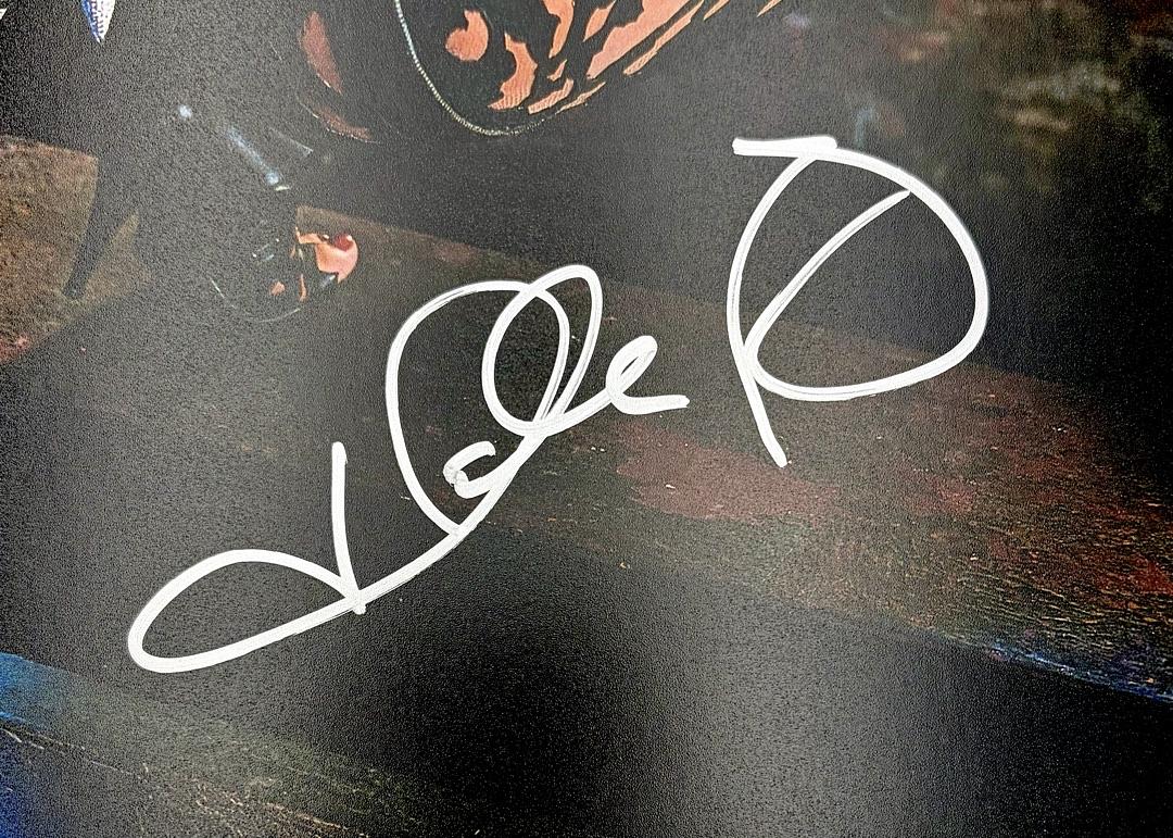 Halle Berry signed 11x14 (Catwoman) - Celebrity Authentics COA