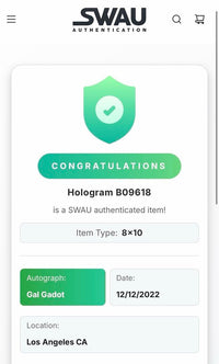 Gal Gadot Sexy Signed 8x10 Photo (Wonder Woman) - SWAU