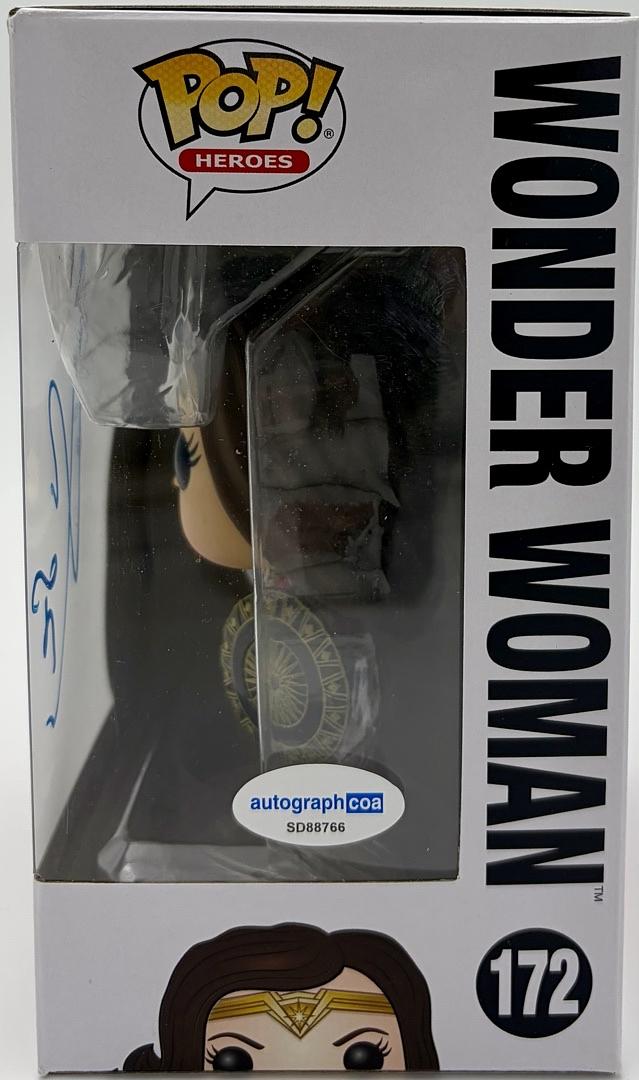 Gal Gadot Signed Funko Pop #172 (Wonder Woman) - ACOA