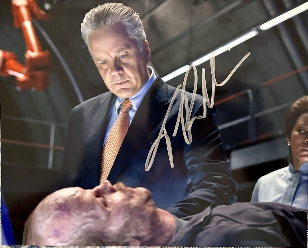 Tim Robbins signed 8x10 (Green Lantern) - Beckett COA