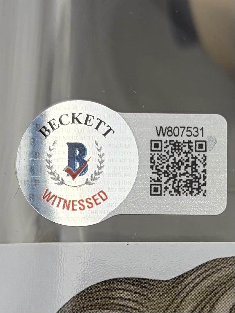 Linda Hamilton Signed Funko Pop #818 Sara Connor (Terminator) - Beckett COA #07