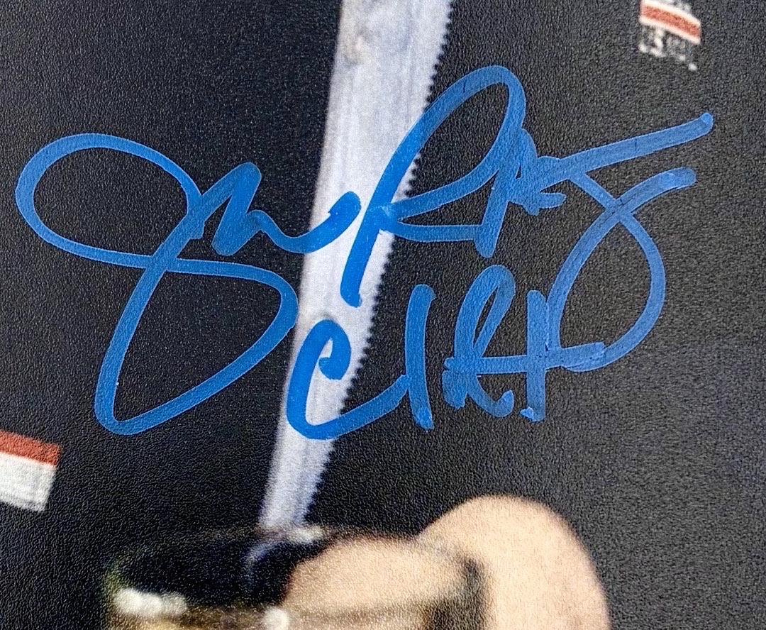 John Ratzenberger signed 8x10 (Cheers) - Beckett COA