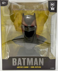 Ben Affleck signed Batman Justice League 1:3 Scale Cowl Replica - Beckett