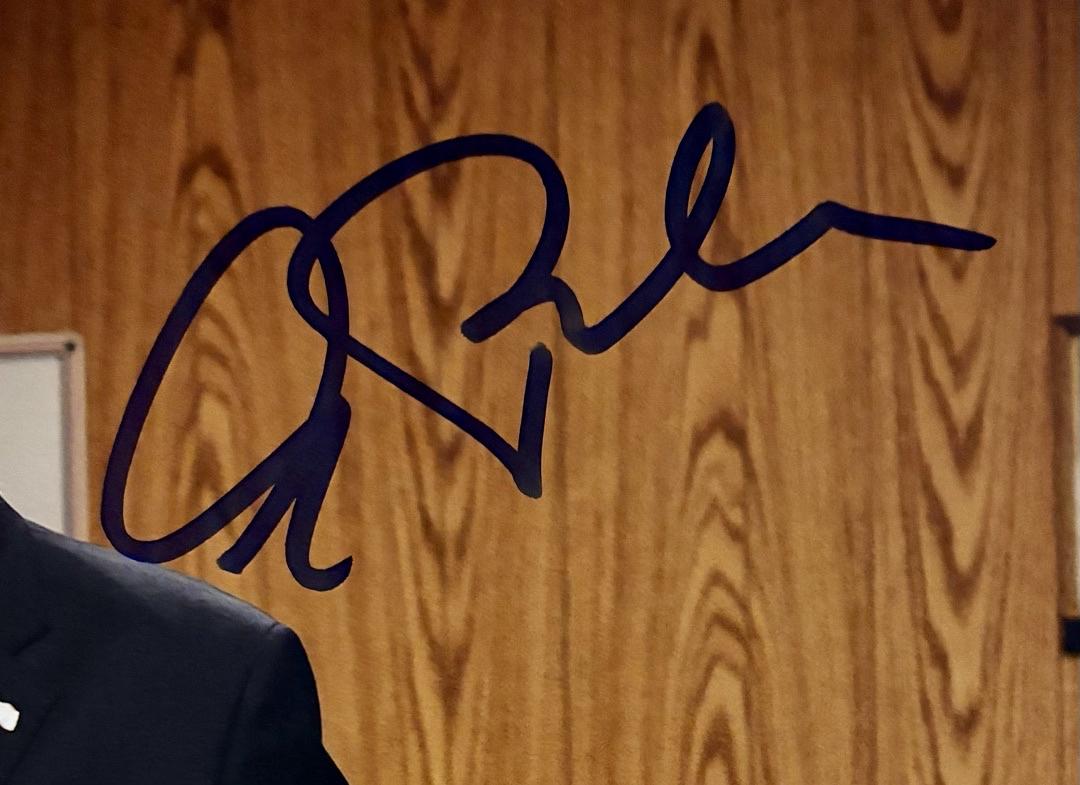 Alec Baldwin Signed 11x14 Photo (Saturday Night Live) - JSA