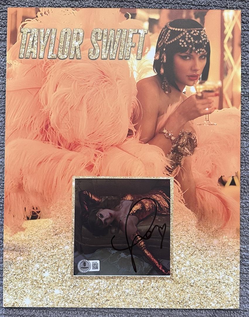 Taylor Swift matted, signed "Life of a Showgirl" CD Insert Photo 2 - Beckett COA