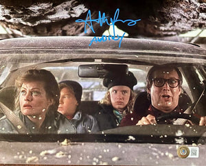 Juliette Lewis signed 8x10 (National Lampoons Christmas Vacation) - Beckett COA