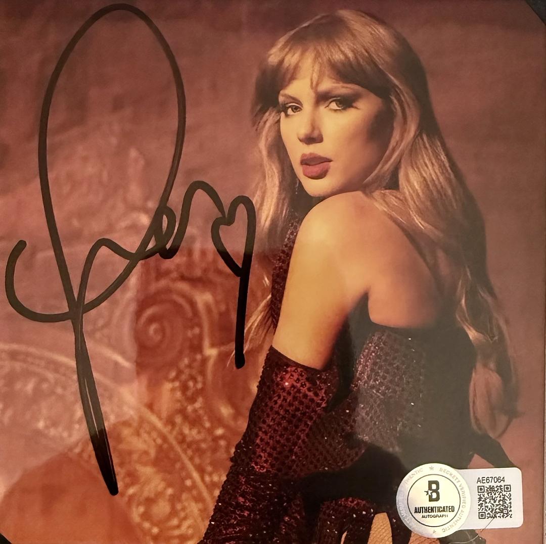 Taylor Swift matted, signed "Life of a Showgirl" CD Insert Photo 3 - Beckett COA
