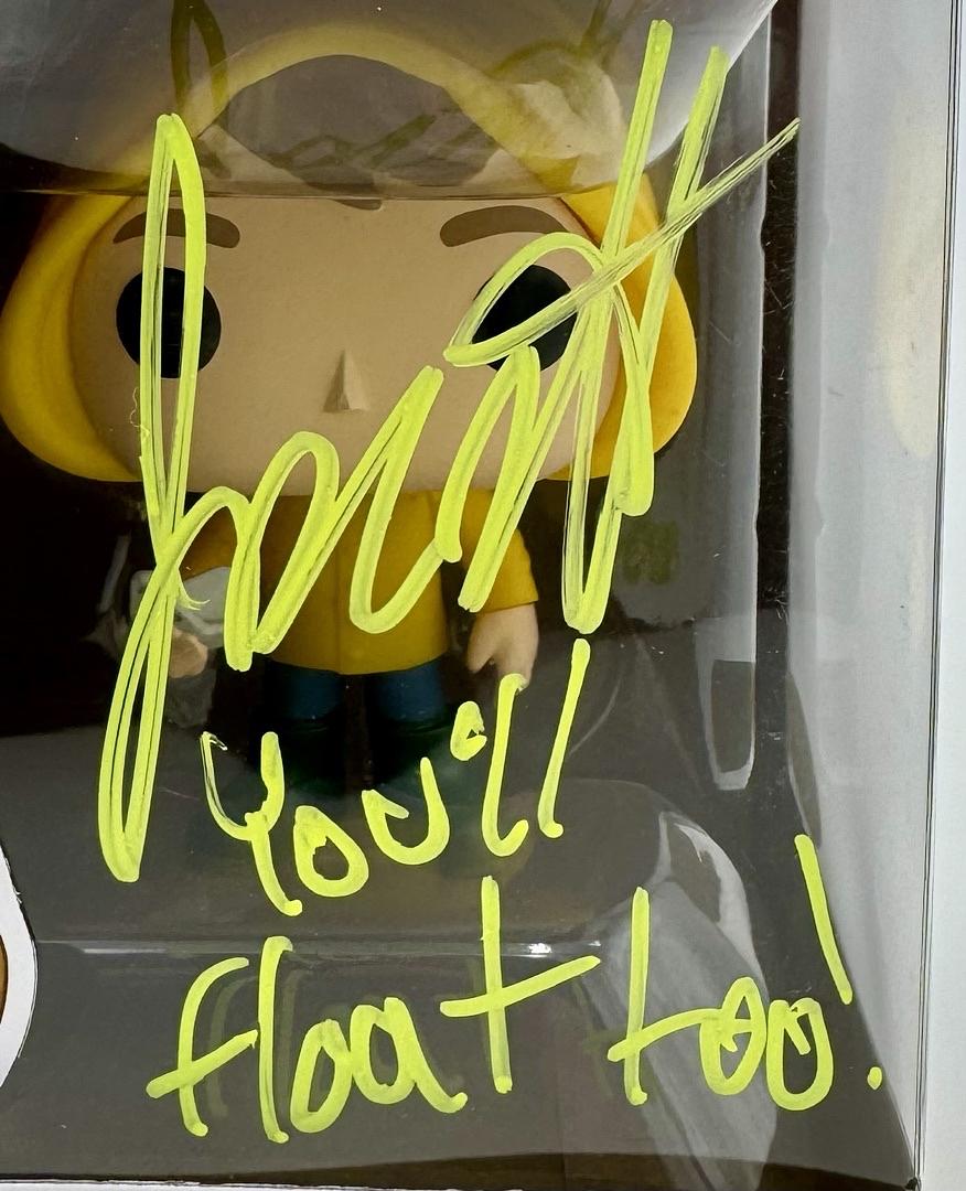 Jackson Robert Scott Signed Funko Pop #536 Chase Variant "Georgie Denbrough" (IT) w/Inscription - JSA COA