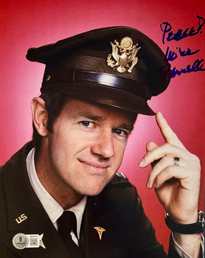 Mike Farrell signed 8x10 (M.A.S.H.) - Beckett COA