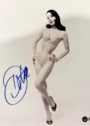 Dita Von Teese Signed 8x10 Photo (Queen Of Burlesque)  - Beckett COA