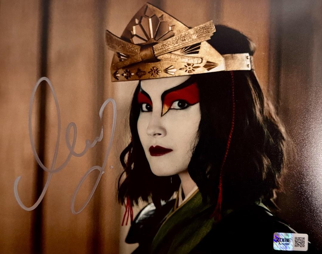 Maria Zhang Signed 8x10 Photo Suki (The Last Airbender) - Zobie COA
