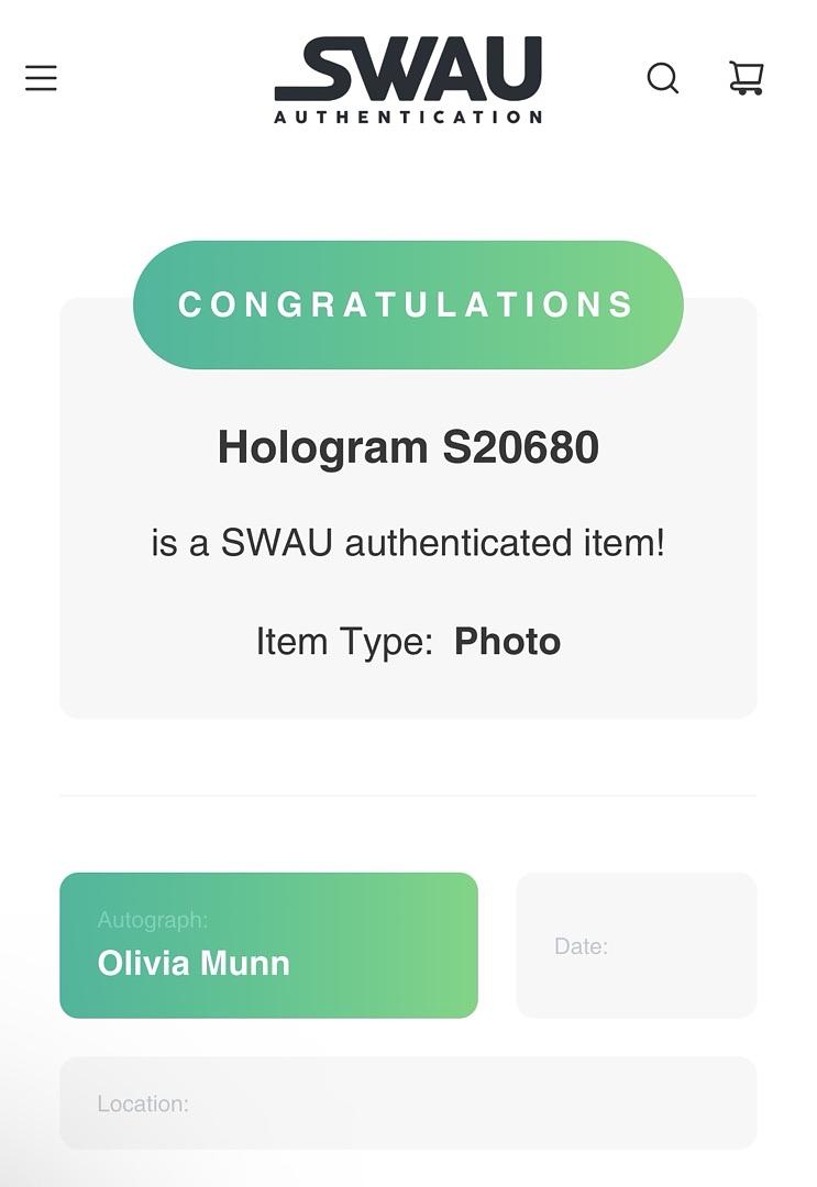 Olivia Munn Signed Sexy 8x10 Photo  - SWAU