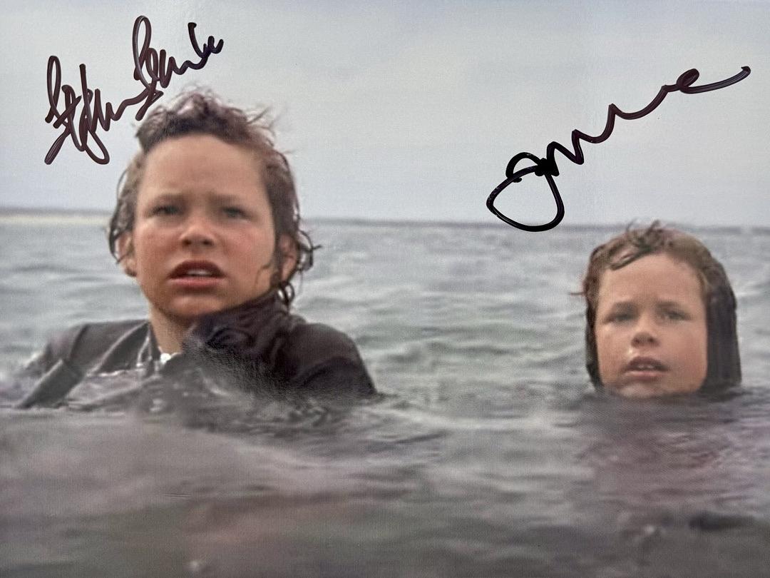 Stephen Searle & Jonathan Searle Signed 8x10 Photo (Jaws) *RARE* - Beckett COA