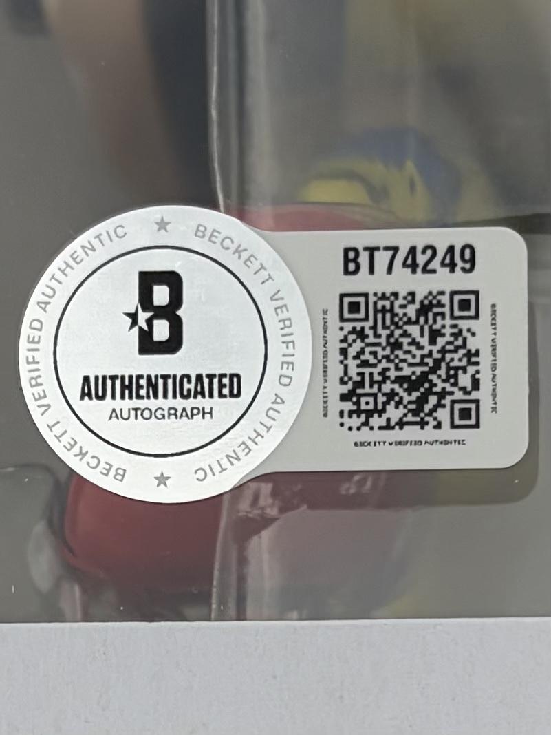 Hugh Jackman Signed Exclusive Funko Pop #1403 Wolverine (Deadpool & Wolverine)-Beckett COA