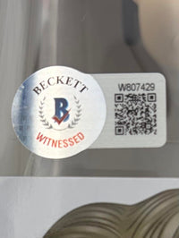 Linda Hamilton Signed Funko Pop #818 Sara Connor (Terminator) - Beckett COA #05