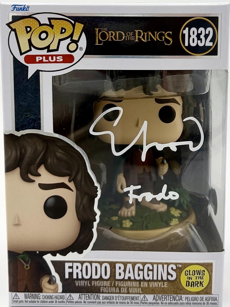 Elijah Wood signed "Frodo" Funko #1832 w/character name (Lord of the Rings) - Beckett COA