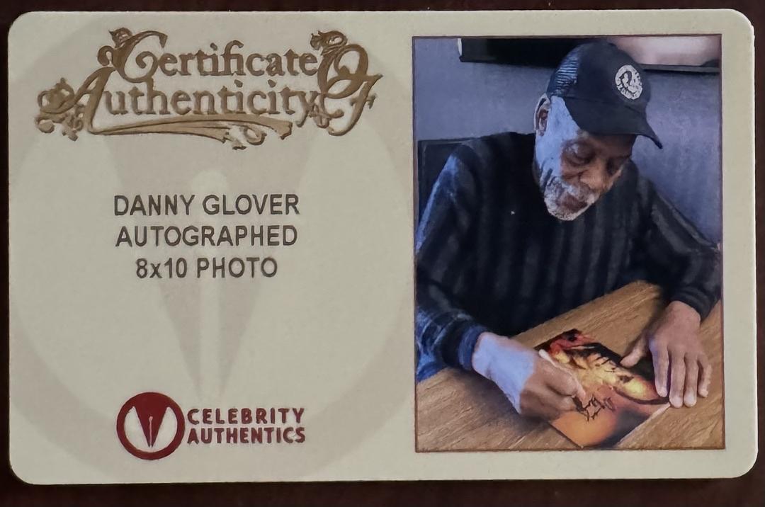 Danny Glover Signed 8x10 Photo (Predator) - Celebrity Authentics