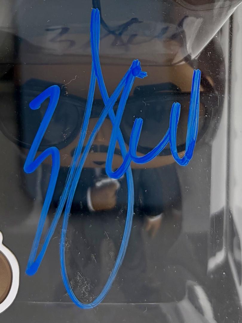 Will Smith Signed "Agent J" Funko Pop #718 (Men in Black) - SWAU