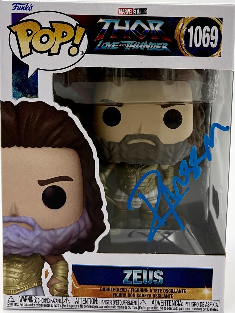Russell Crowe signed "Zeus" Funko #1069 (Thor: Love and Thunder) - Beckett COA