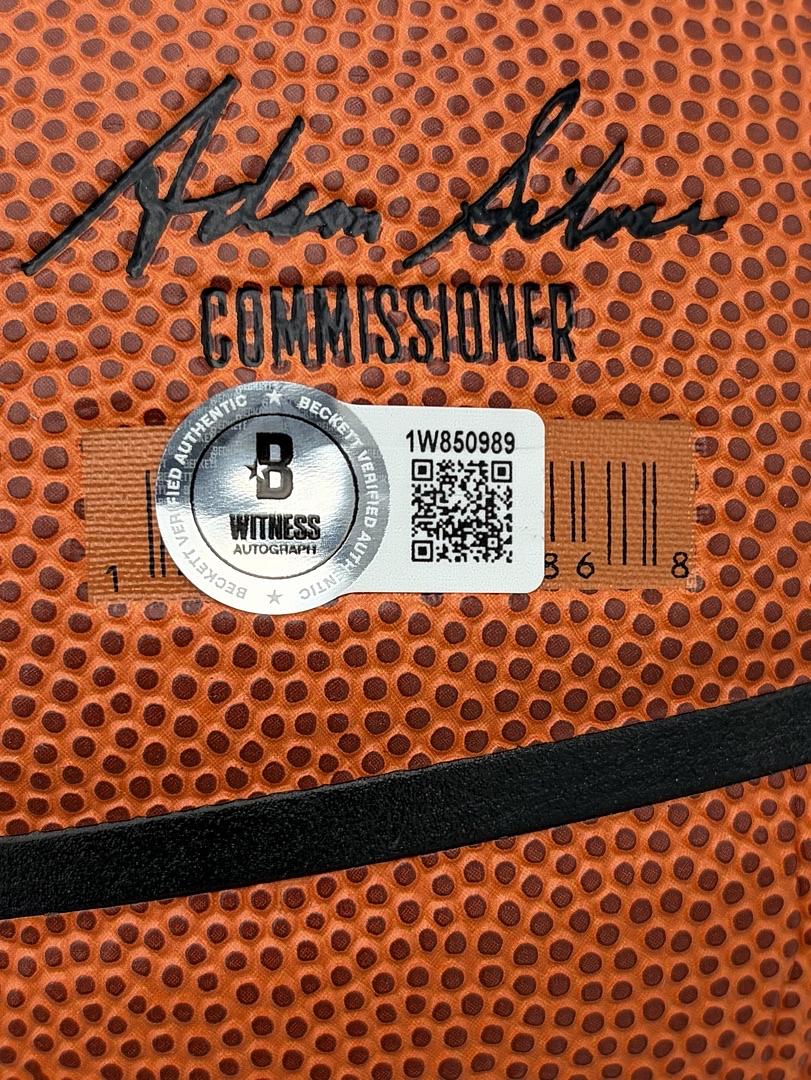Magic Johnson signed replica basketball (Lakers) - Beckett COA