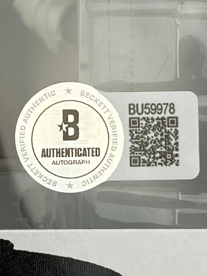 Robert DeNiro Signed Funko Pop #1525 "Vito Corleone" The Godfather Part II - Beckett COA