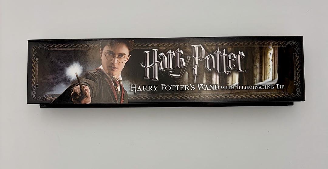 Daniel Radcliffe Signed Replica Wand (Harry Potter) - Beckett COA