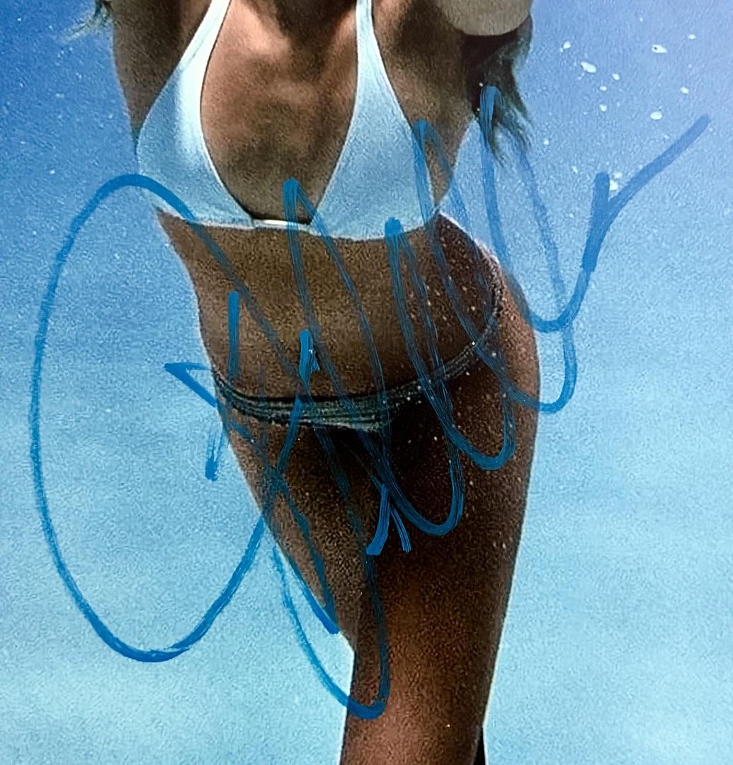 Jessica Alba Sexy Signed 11x14 Photo (Into the Blue) - JSA COA