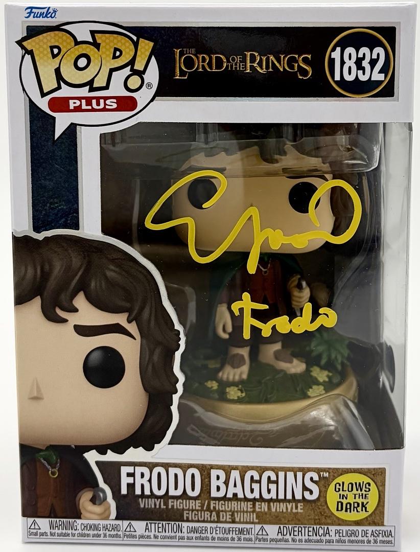 Elijah Wood signed "Frodo" Funko #1832 w/character name (Lord of the Rings) - Beckett COA