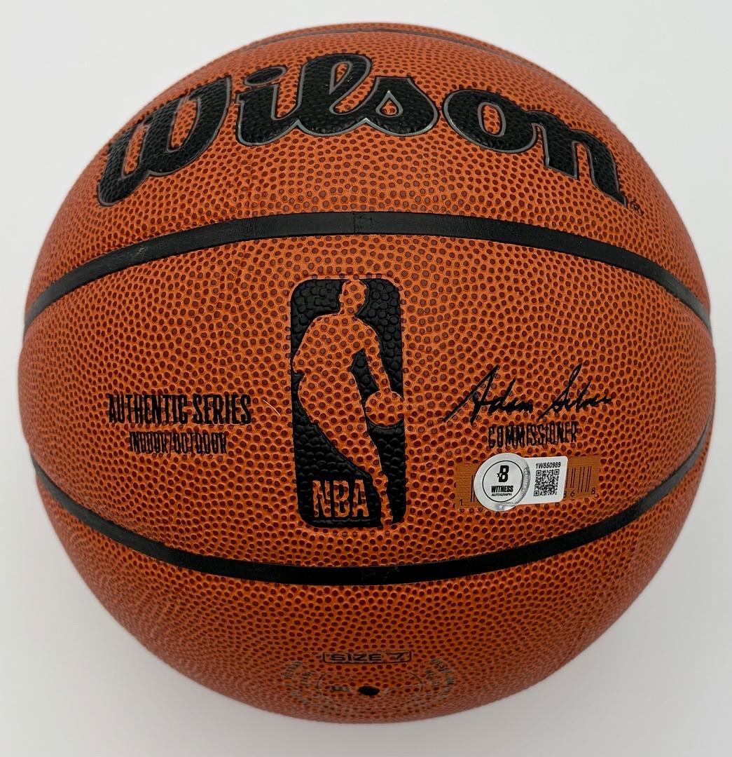 Magic Johnson signed replica basketball (Lakers) - Beckett COA