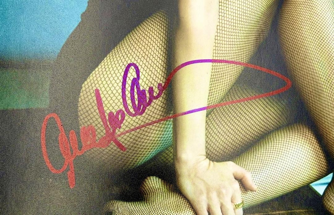 Ana De Armas sexy signed 11x14 - Beckett COA