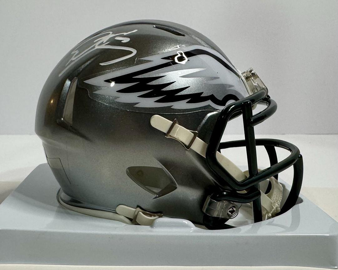 Donovan McNabb signed Philadelphia Eagles mini-helmet - Beckett COA
